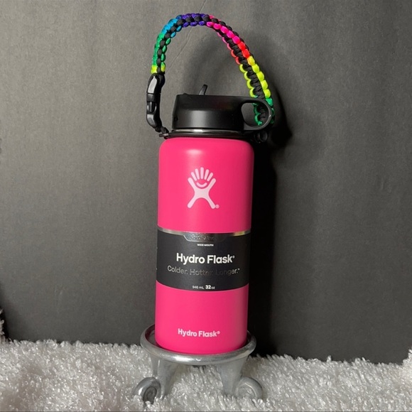 Hydro Flask Other - New Pink Hydro Flask 32 oz w/flex lid, paracord